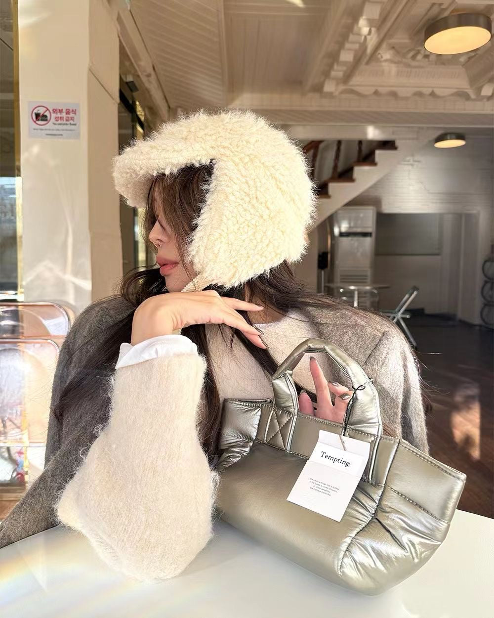 FUZY FUR TRAPPER HAT