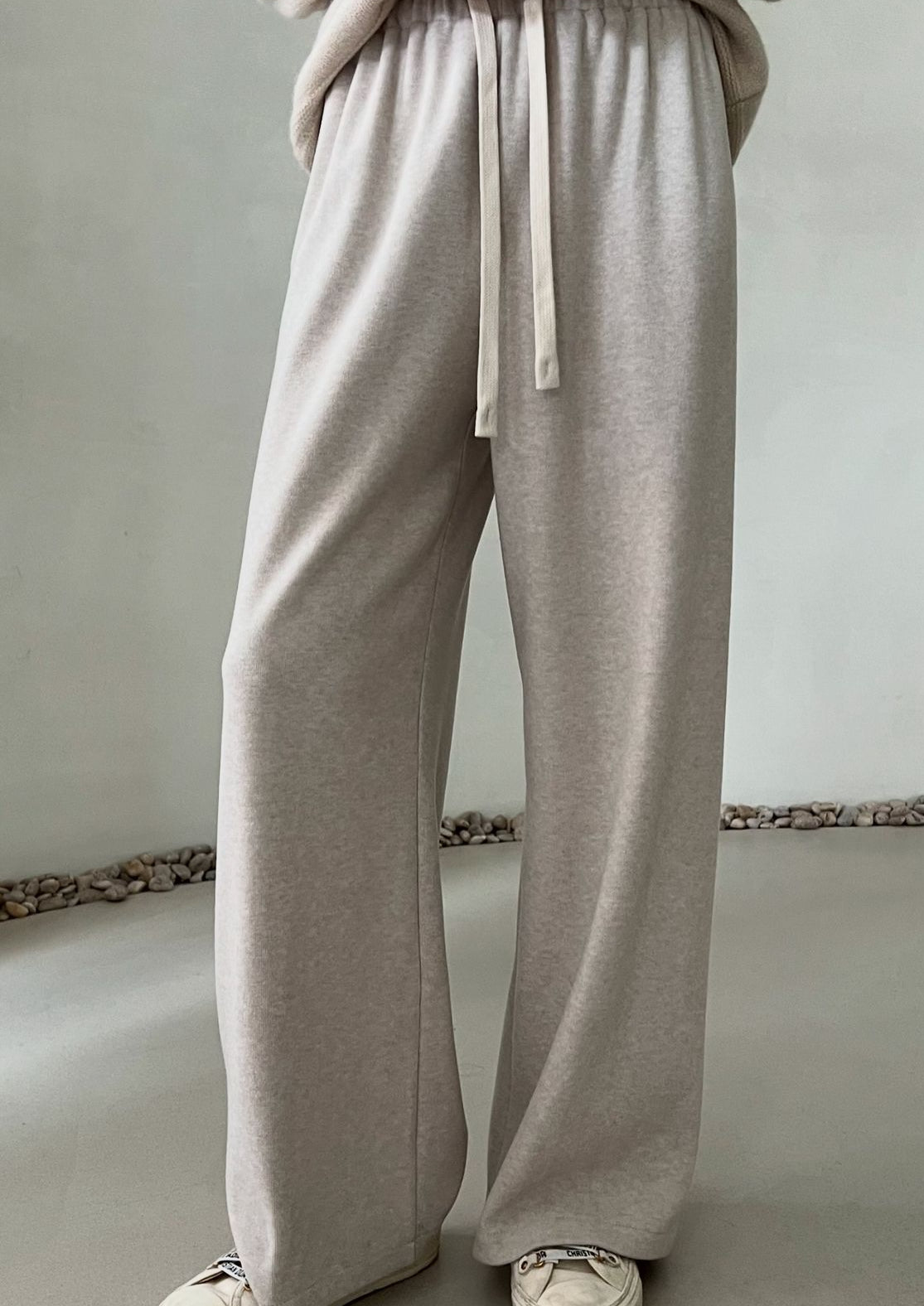 WIDE LEG SWEATPANTS
