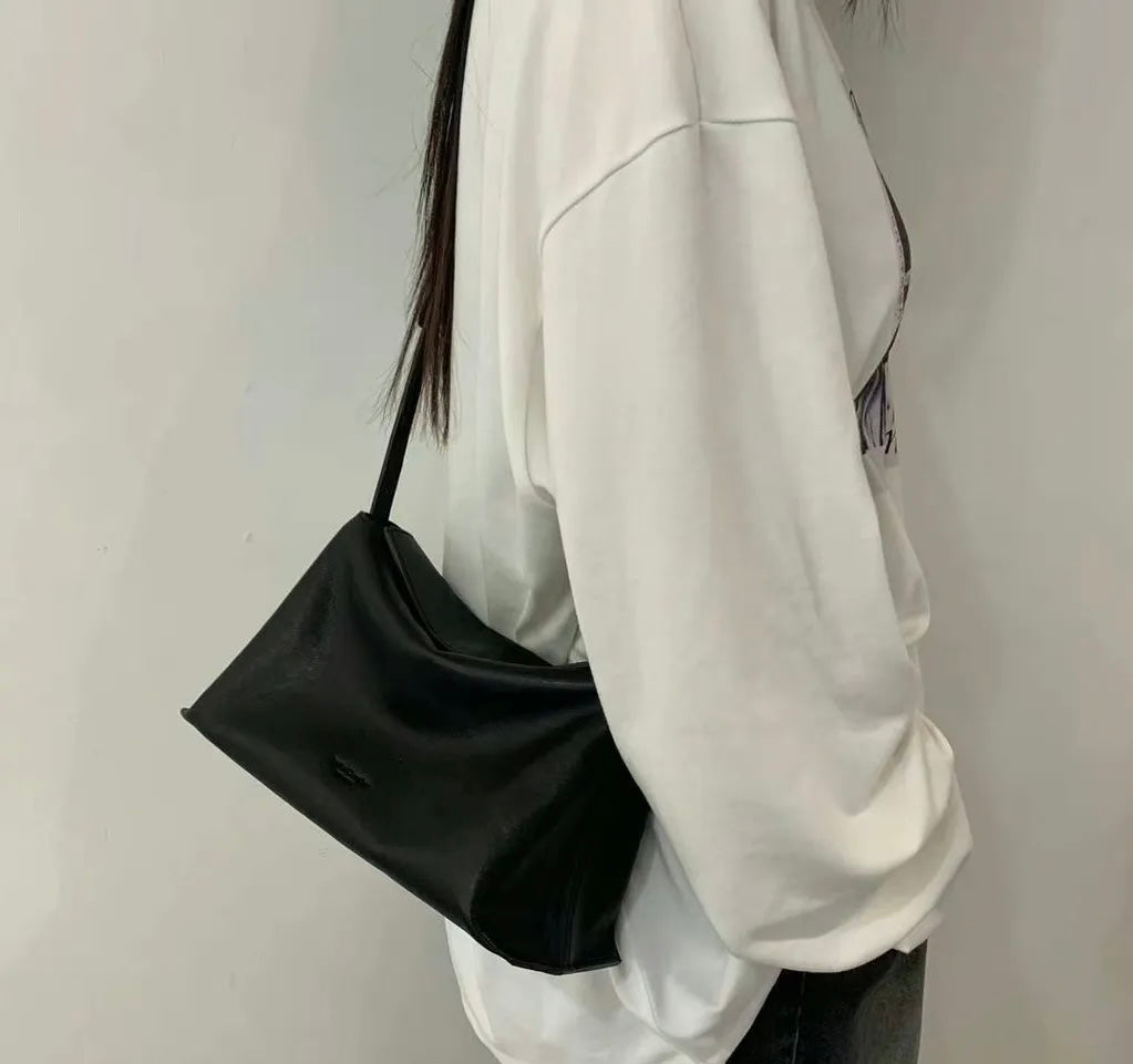 Lamb Crossbody Bag (M)