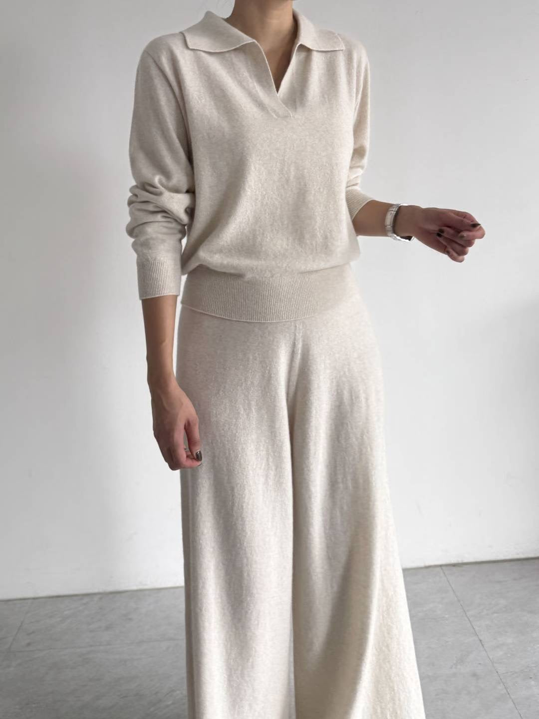 CASHEMERE V-NECK SWEATER SET