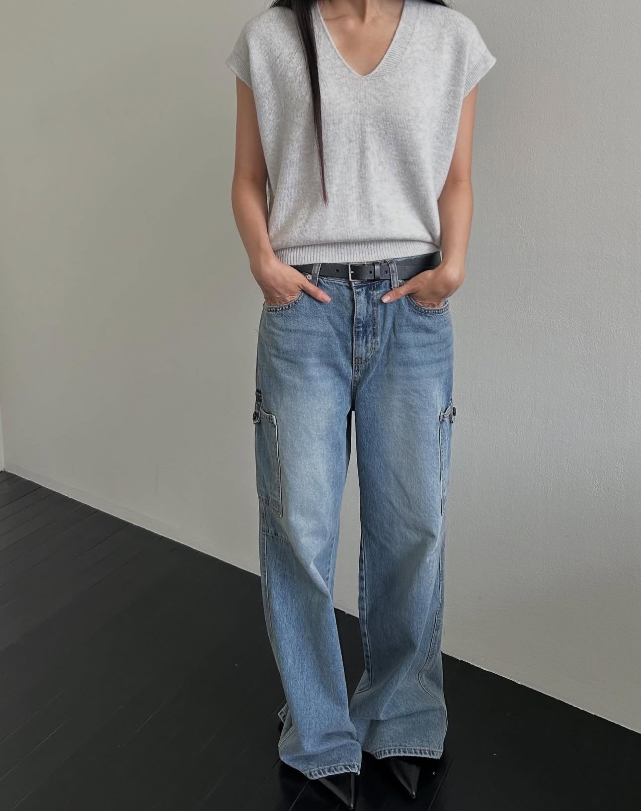 CASHMERE V-NECK VEST