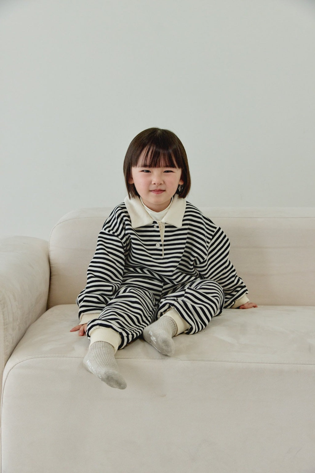[KIDS] stripe sweatshirt