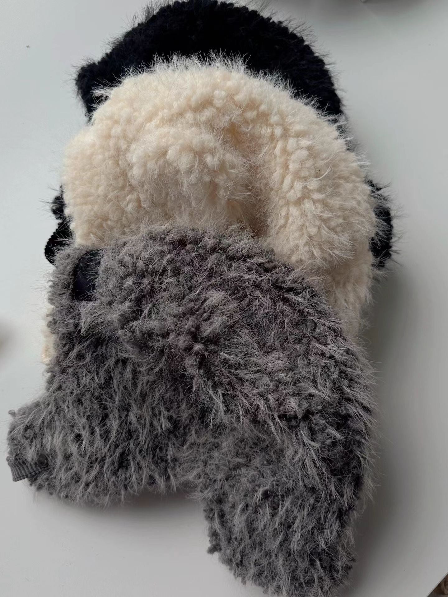 FUZY FUR TRAPPER HAT