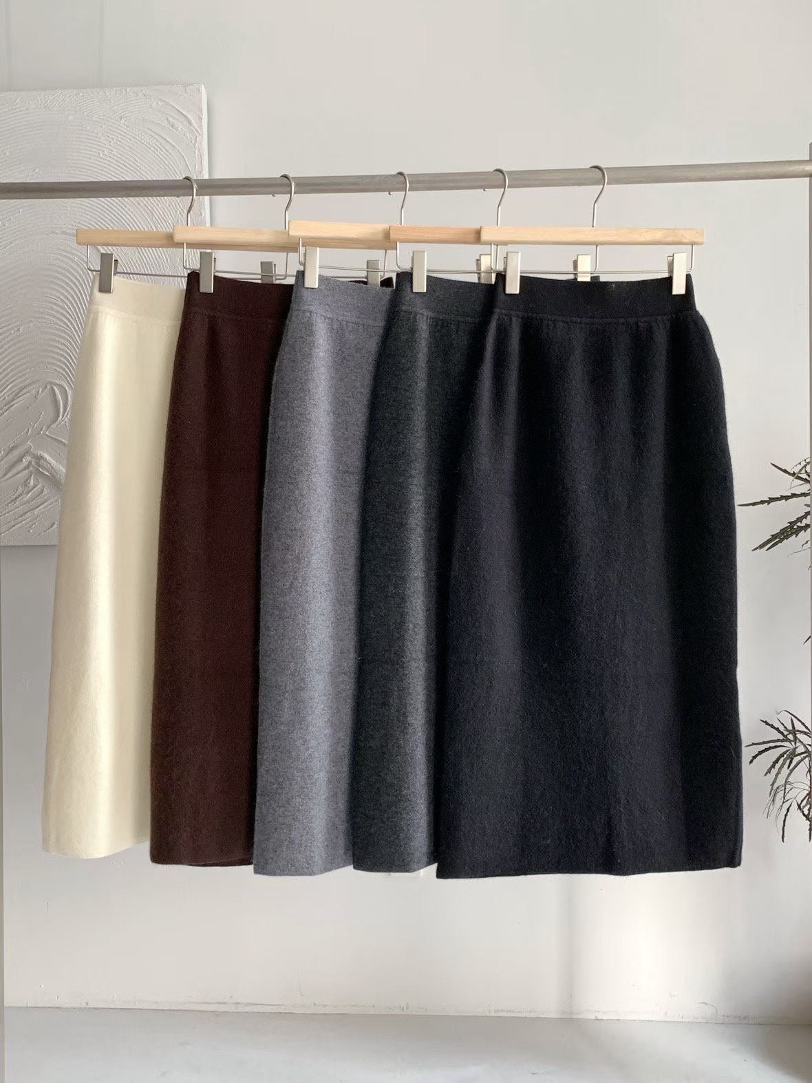 WOOL LONG SKIRT