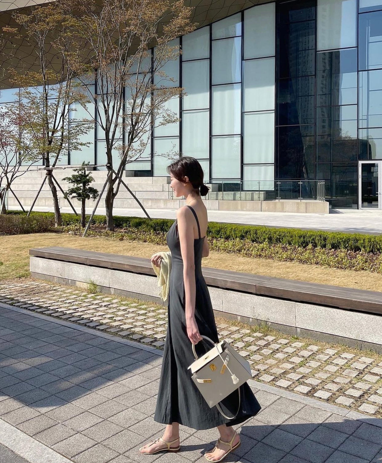 U NECK DRESS