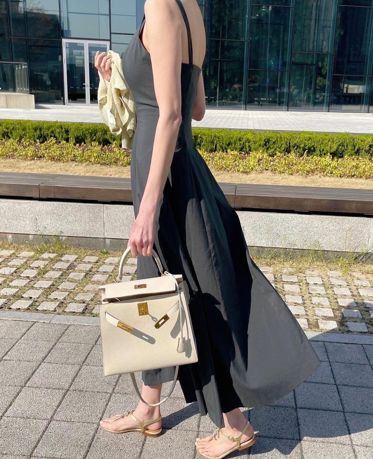 U NECK DRESS