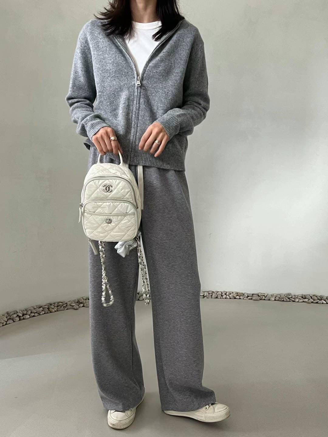 WIDE LEG SWEATPANTS