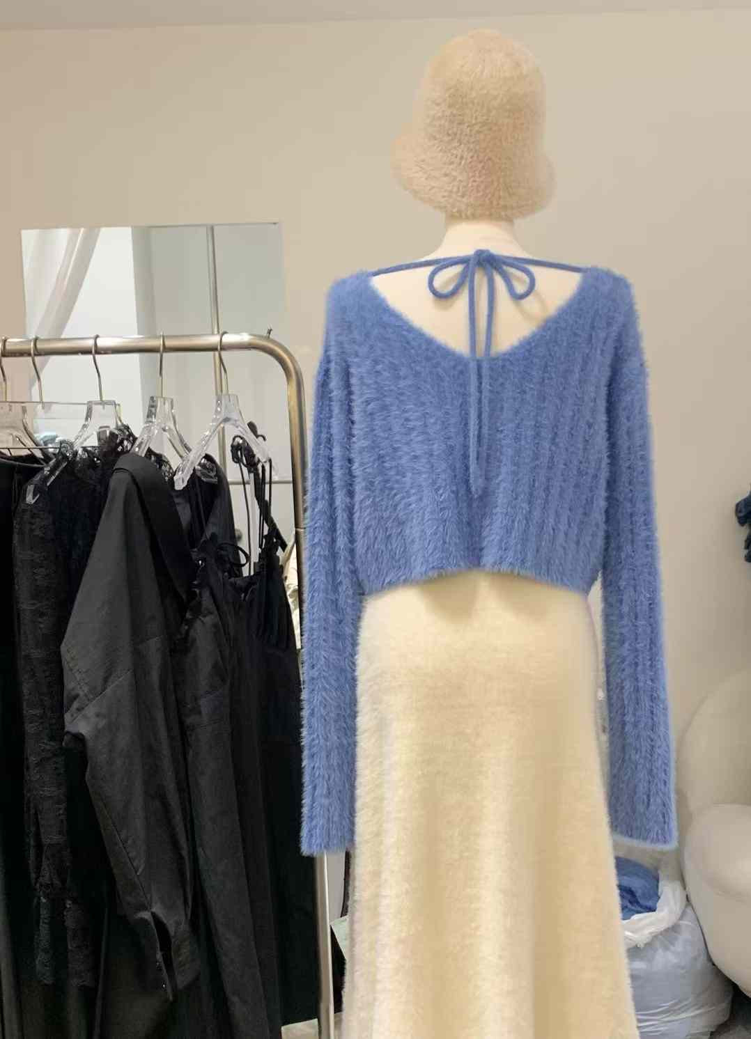 CROP TOP KNITWEAR