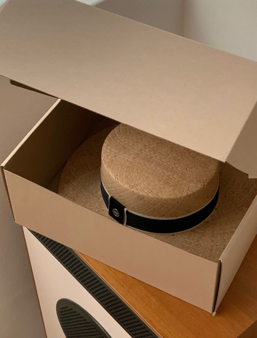 HAT 615