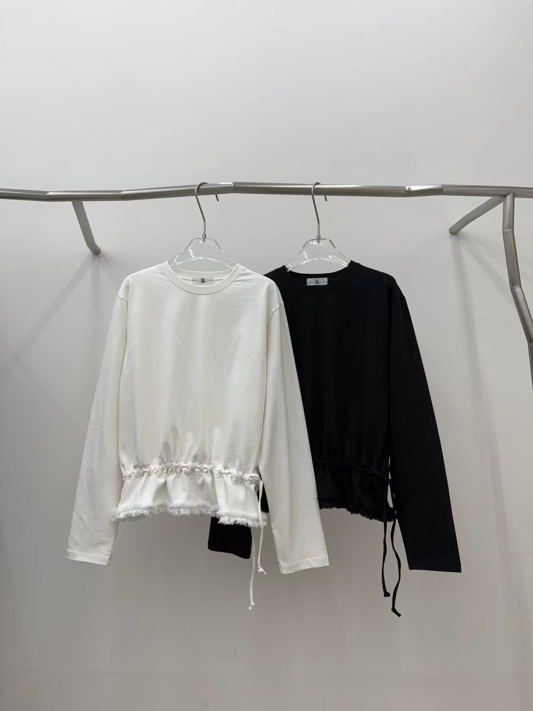 DESIGN LONG SLEEVE T-SHIRT