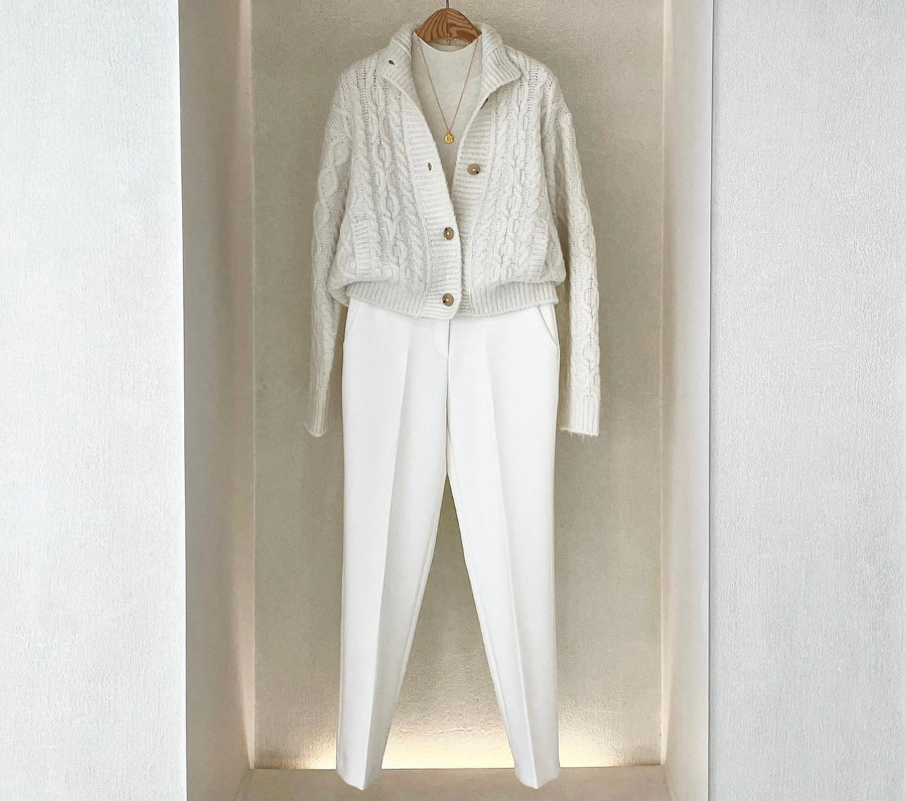 WOOL CARDIGAN 1O18