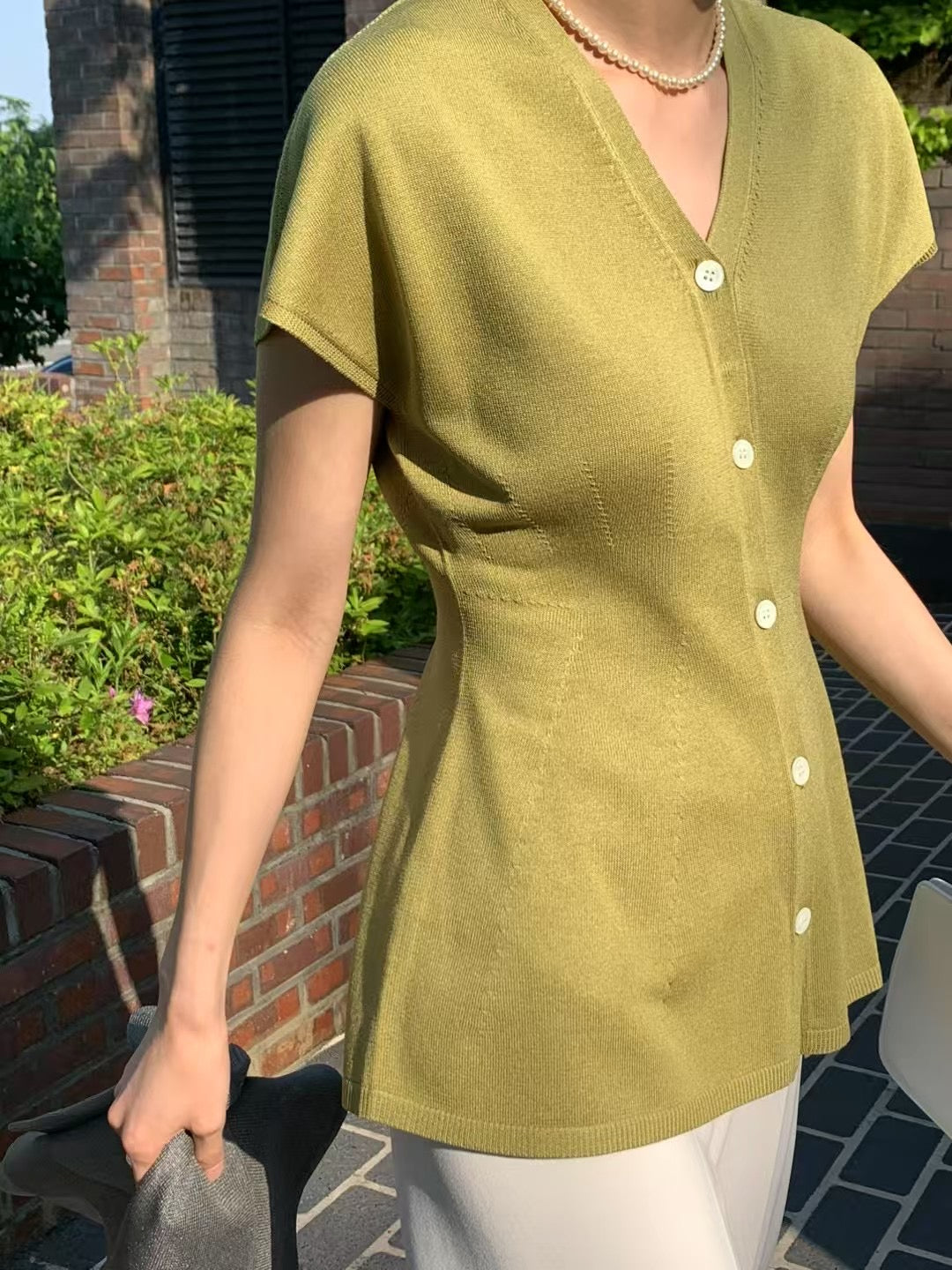 KNIT TOP