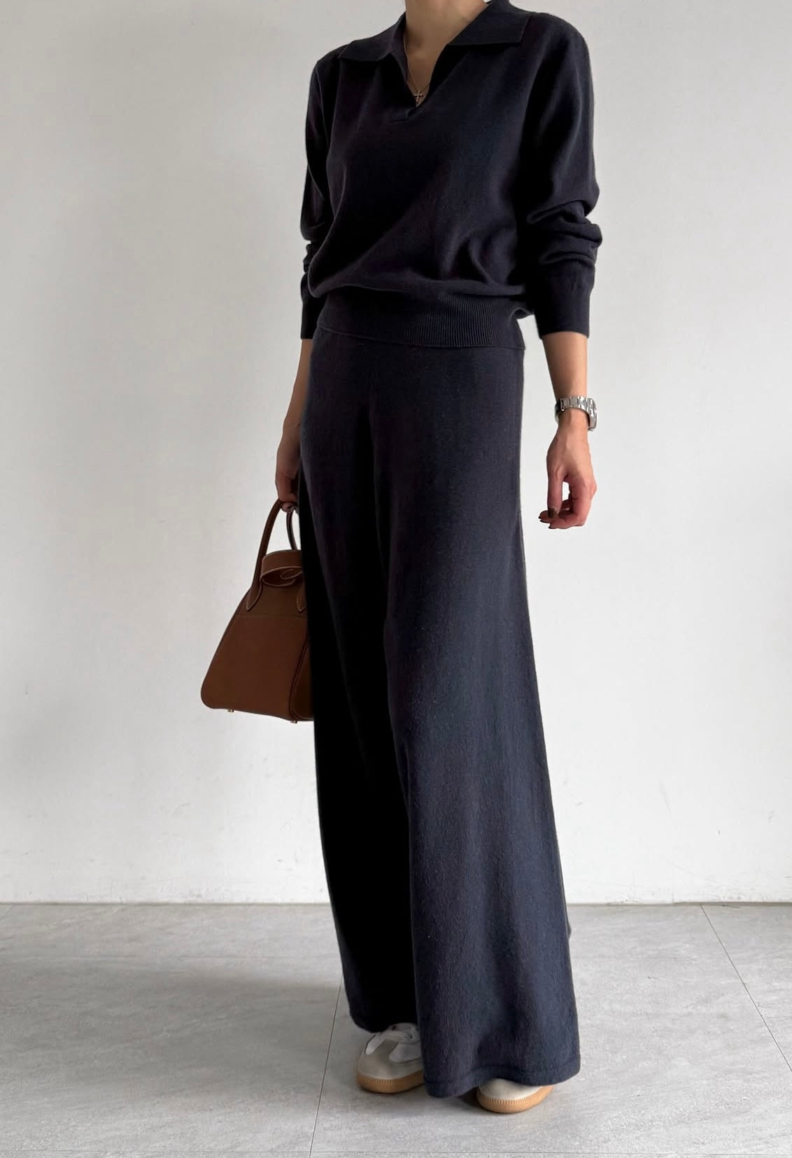 CASHEMERE V-NECK SWEATER SET