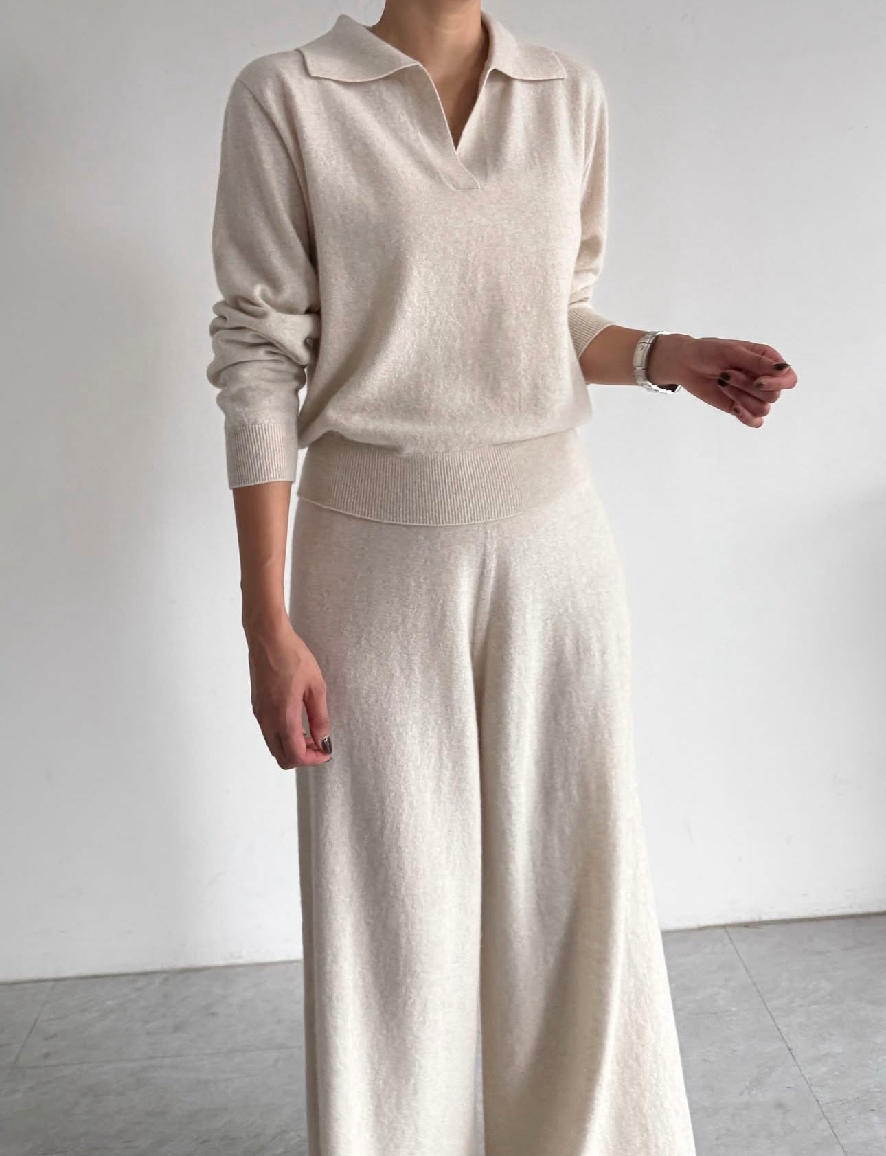 CASHEMERE V-NECK SWEATER SET