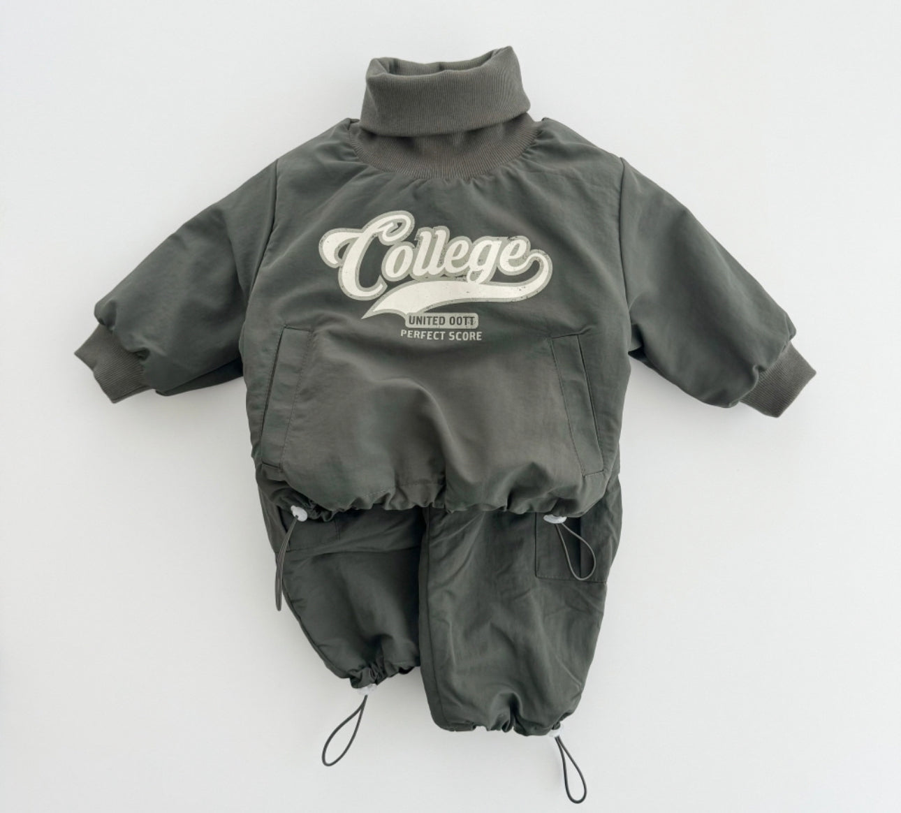 [KIDS] College Puff Sweatshirt