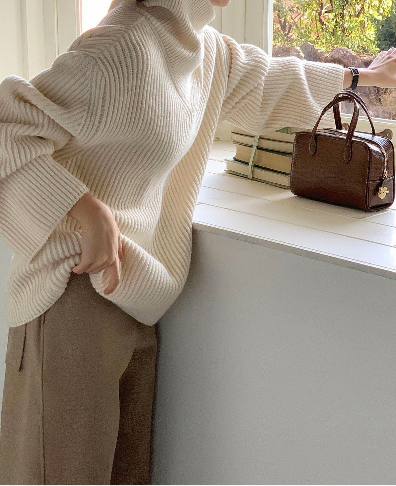 WOOL KNITWEAR