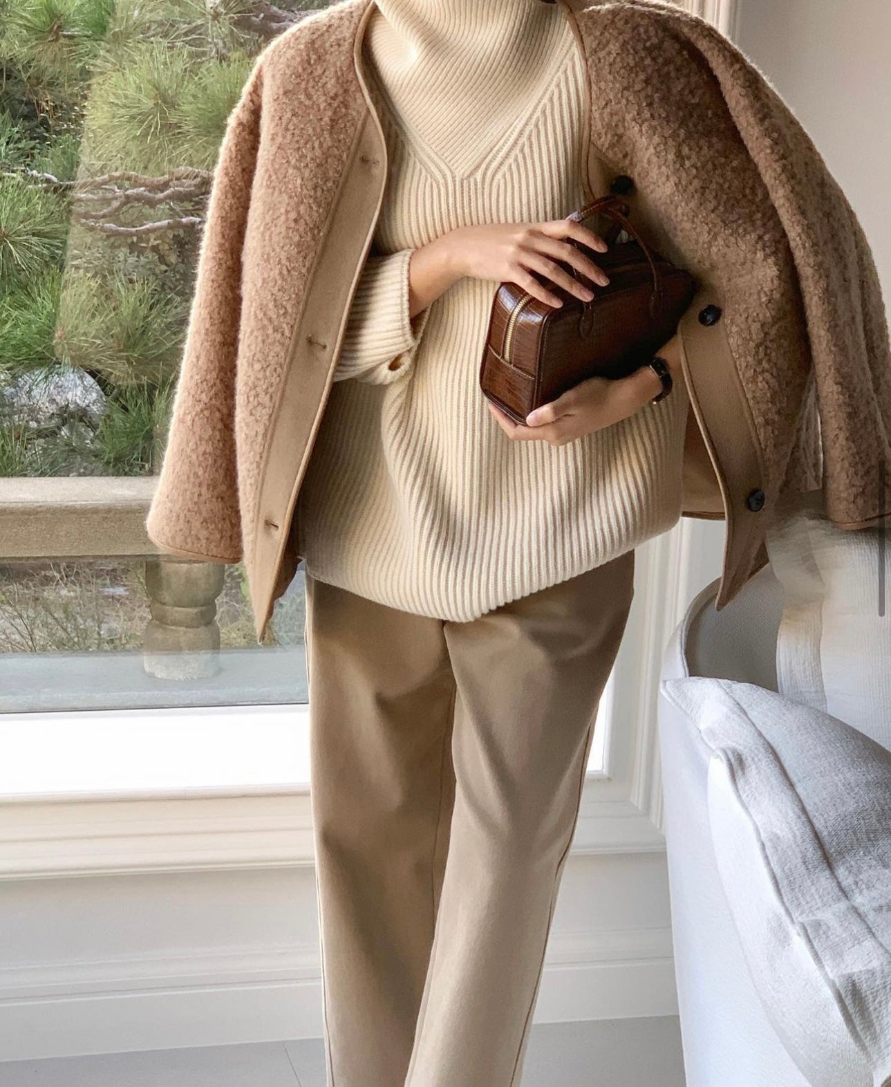 WOOL KNITWEAR