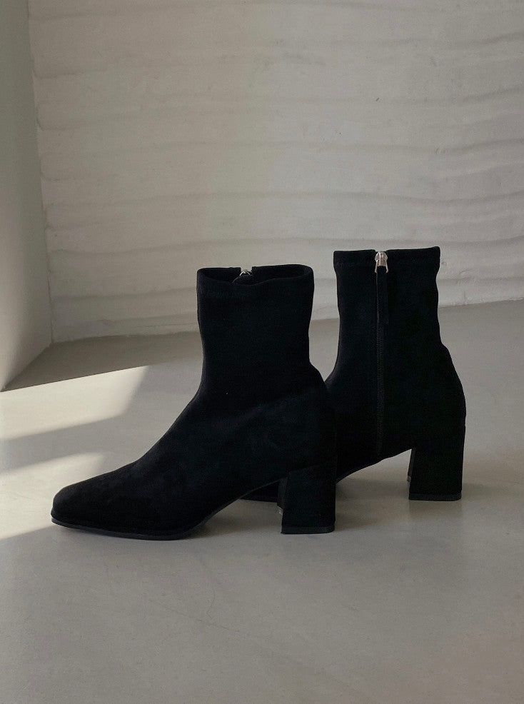 ANKLE BOOT