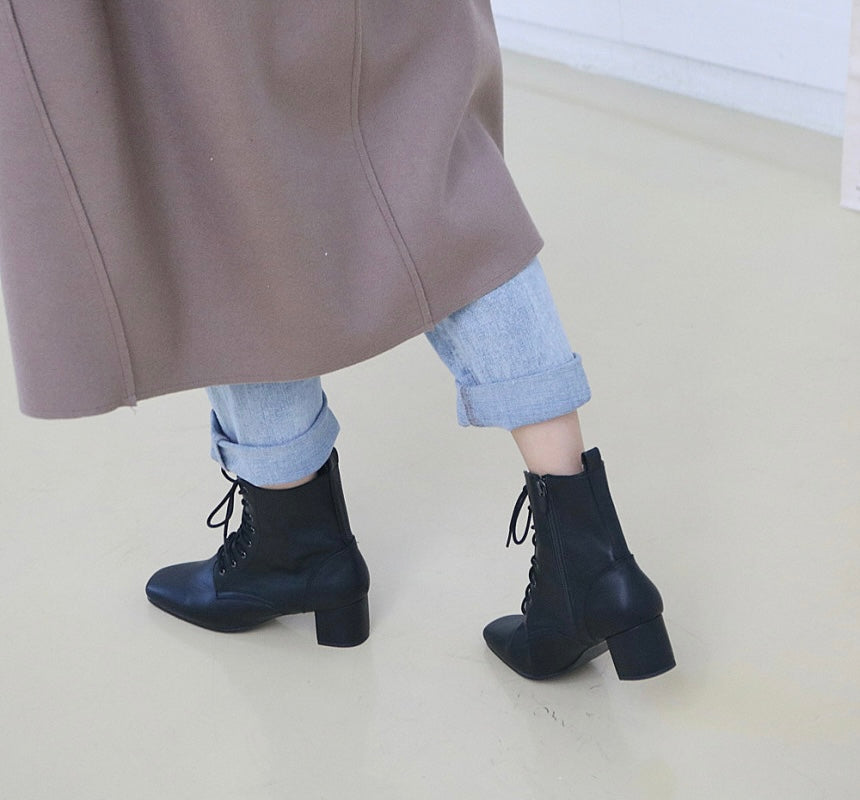 FUR-LINED COMBAT BOOT