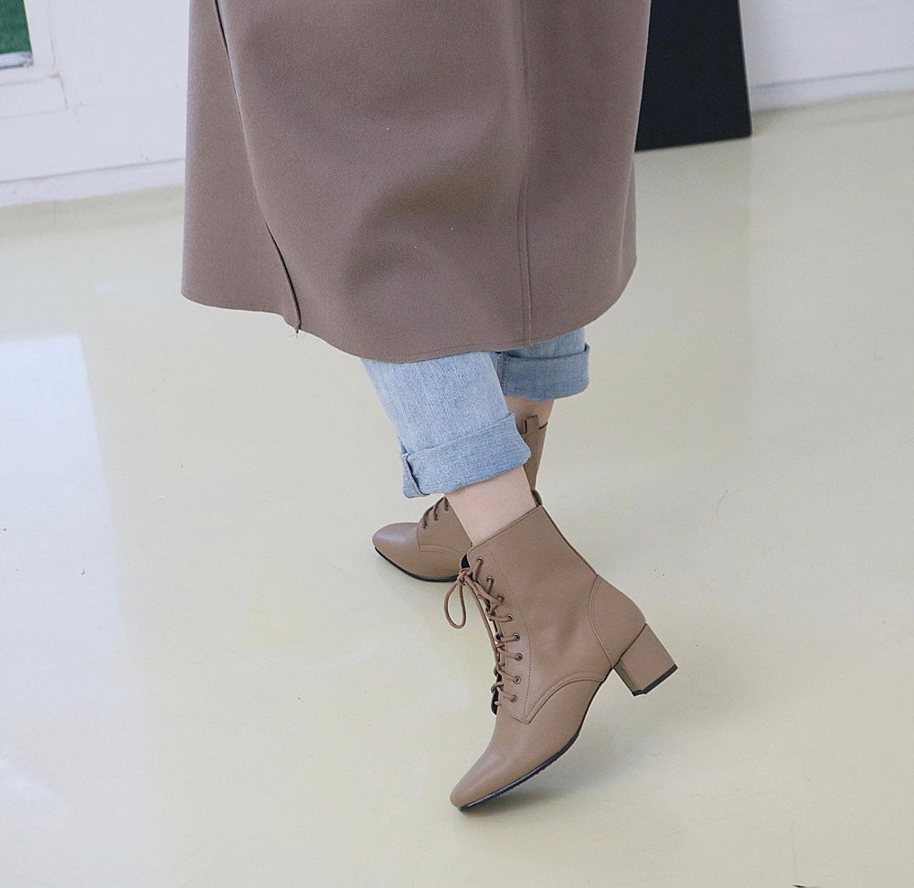 FUR-LINED COMBAT BOOT