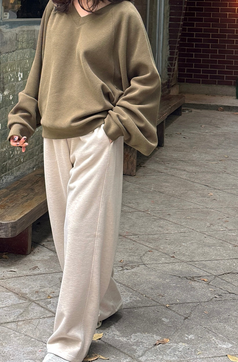 OVERSIZED SWEATSHIRT