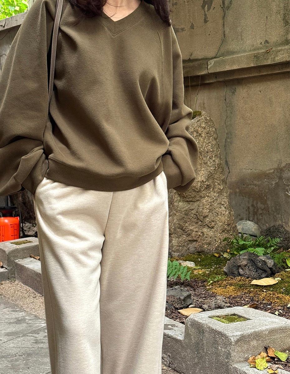 OVERSIZED SWEATSHIRT