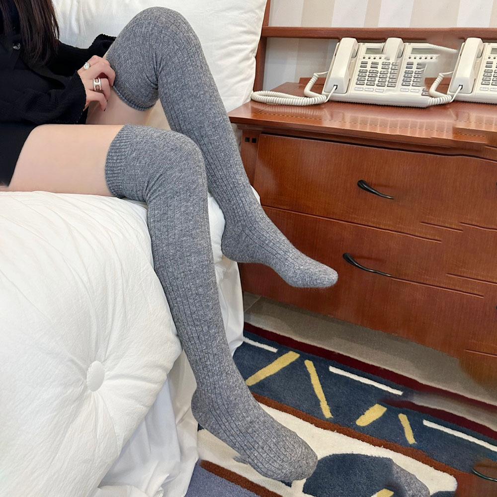 CASHMERE SOCKS